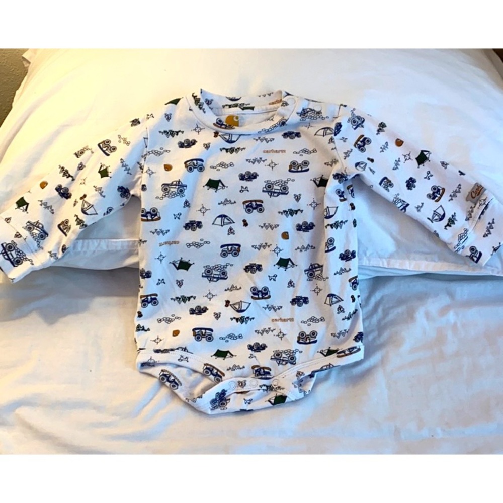 NWOT Carhartt Baby Long Sleeve Bodyshirt 9 months